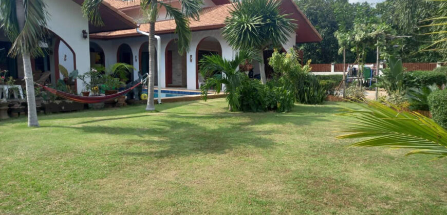 3-Bed Pool Villa For Rent Sam Roi Yot